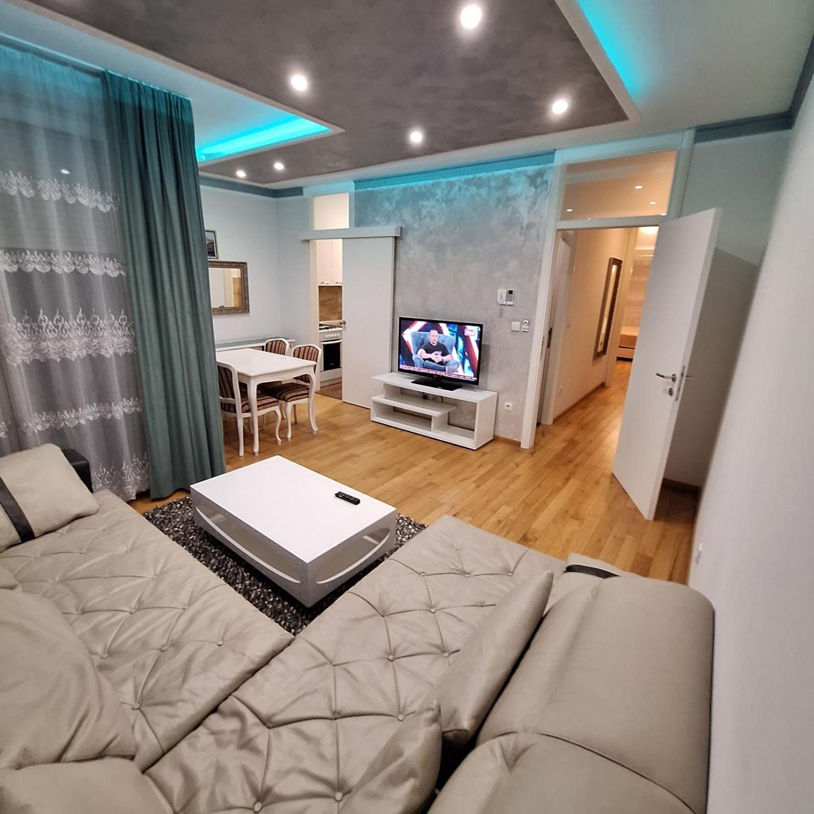 באניה לוקה Elegantna Oaza Apartment מראה חיצוני תמונה